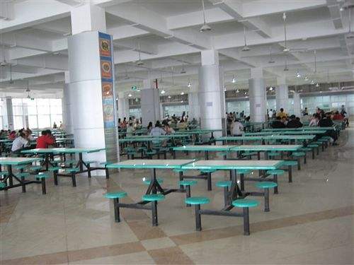 重庆医科大学护理学院食堂环境
