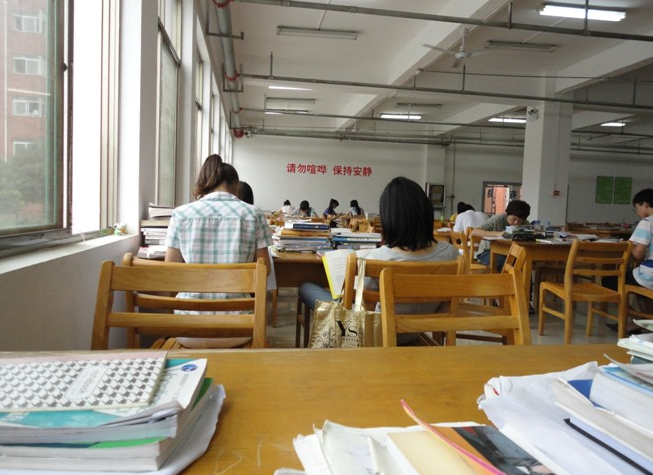 南昌师范学院