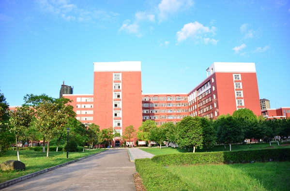 宜春学院