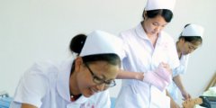 江西省学助产专业选择哪个学校合适？