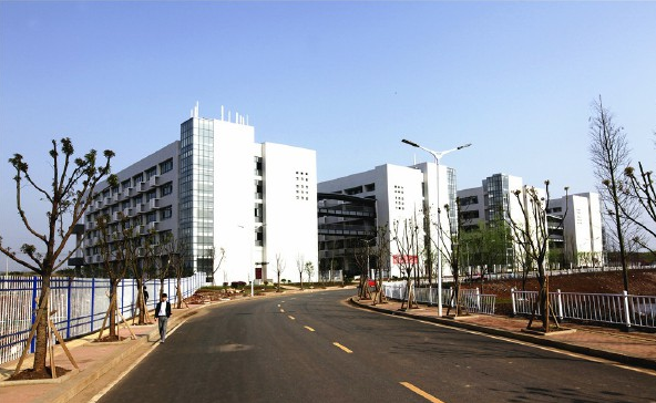 吉安职业技术学院