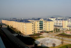 岳阳职业技术学院招生老师QQ及电话