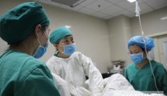 贵州省学助产专业哪个学校好