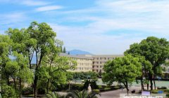四川省食品药品学校地址在哪里