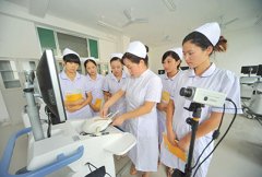 初中没有毕业的女生可以报读成都卫校护理专业吗