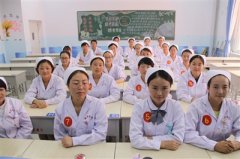 成都报考护理学专业学校哪个好