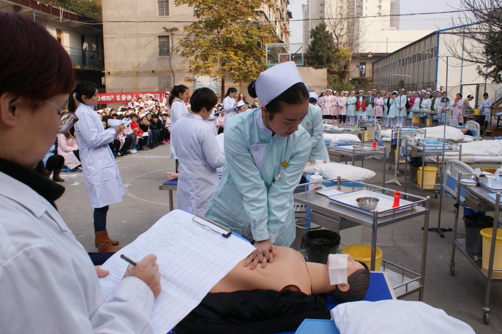 成都中医药大学卫校学校情况怎么样