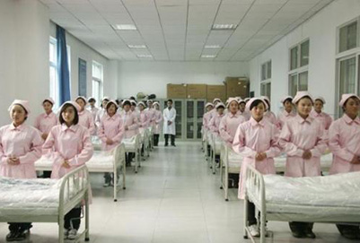 成都郫县铁路卫校口腔医学专业和口腔修复专业的区别是什么