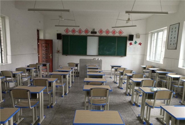 峨眉山文武学校教室