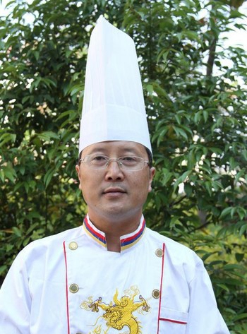 四川省德昌县职业高级中学烹饪专业老师：张革