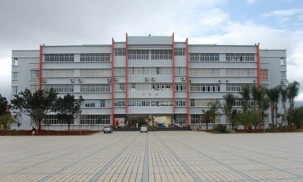 蒙自市职业高级中学实验楼