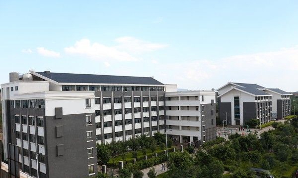 昆明机电工程学校学校大楼