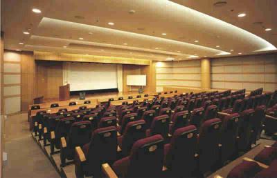 中国嘉陵工业股份有限公司（集团）技工学校礼堂