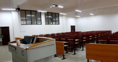 贵阳市中华职业学校教室