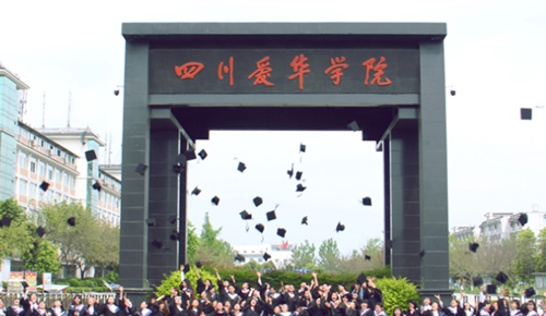 没中考的学生能读计算机美术设计专业