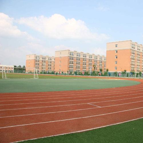 重庆华绣服装中等专业学校