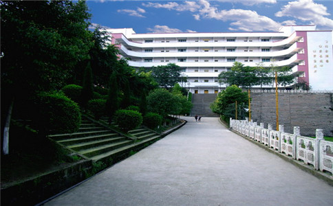 重庆市鱼嘴职业高级中学
