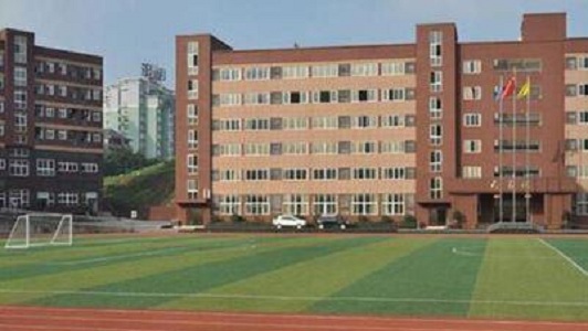 重庆轻工业技工学校