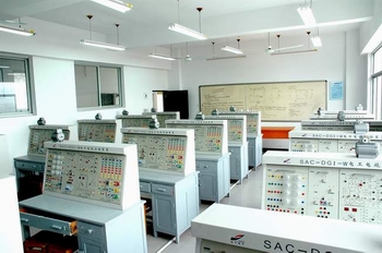 重庆机械电子技师学院