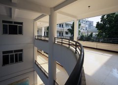 重庆广播电视中等专业学校