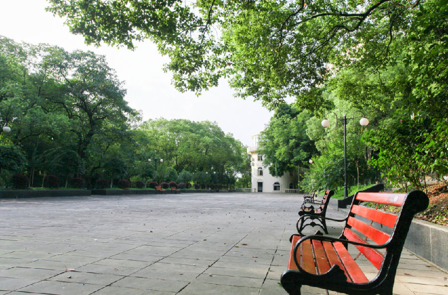 重庆酉阳民族师范学校