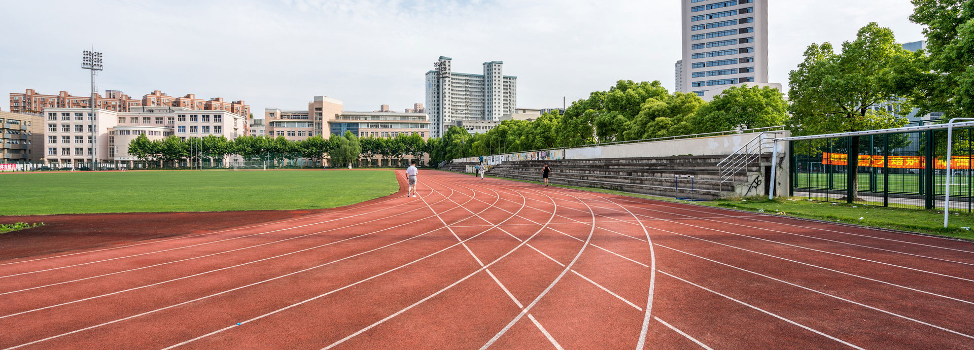 重庆渝东卫生学校