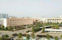 巴中星火科学技术学校是民办学校还是公办学校？