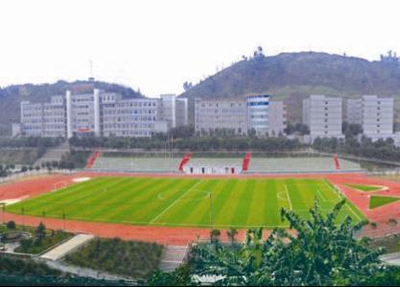 玉林电子工业学校2025年学费多少