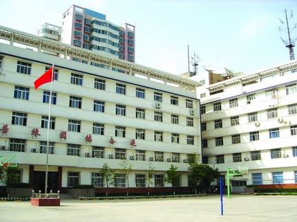 西飞技术学院（西飞技师学院）「中专」